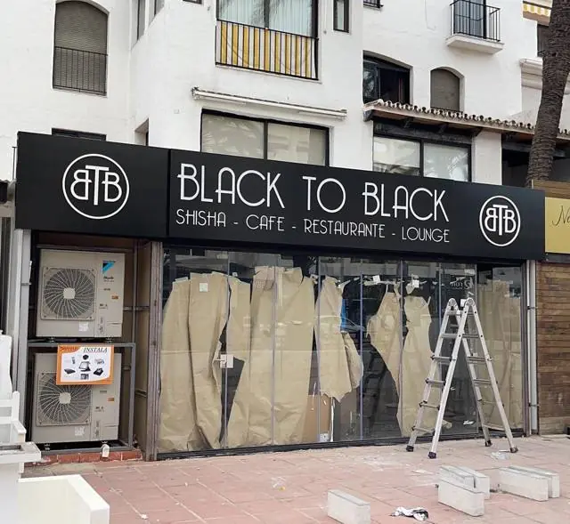 Fachadas y escaparates en Estepona - Rótulos Eco Print
