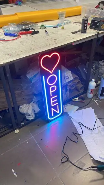 Neón LED en San Pedro Alcántara - Rótulos Eco Print