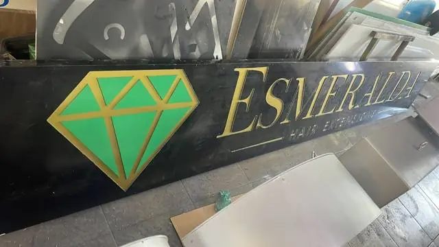Signs in Marbella  - Rótulos Eco Print